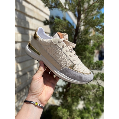 TÉNIS GIULIA DOMNA TRICOT COM CAMURÇA E DETALHE DOURADO