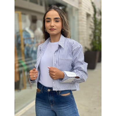 CAMISA KARLA CROPPED LISTRADA COM BOLSO